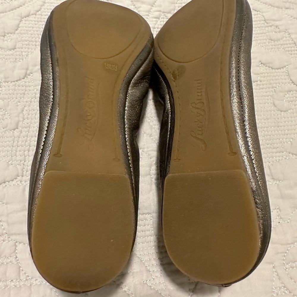 Lucky Brand Pewter Flats New - Picture 3 of 7